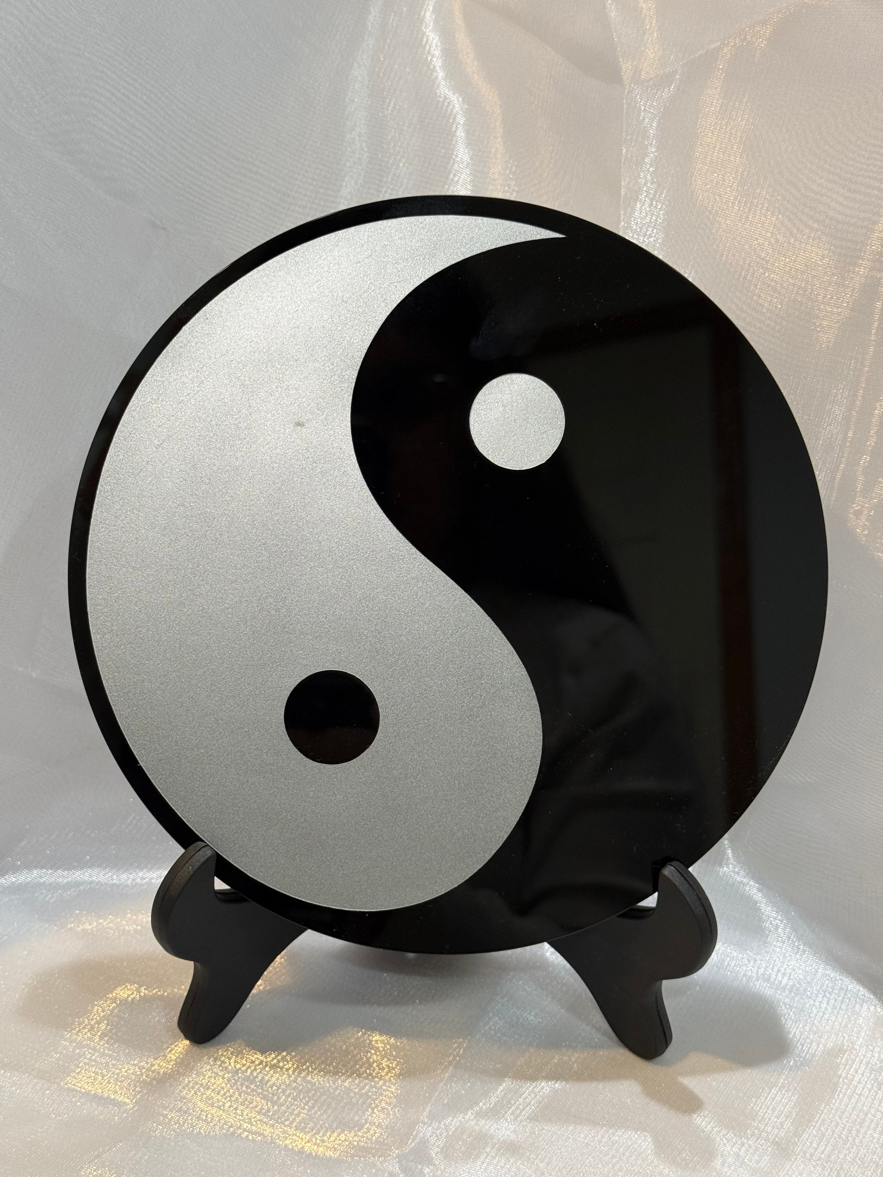 Large Obsidian Plate with Yin and Yang Design
