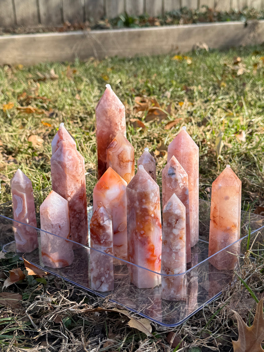 Carnelian with flower agate towers