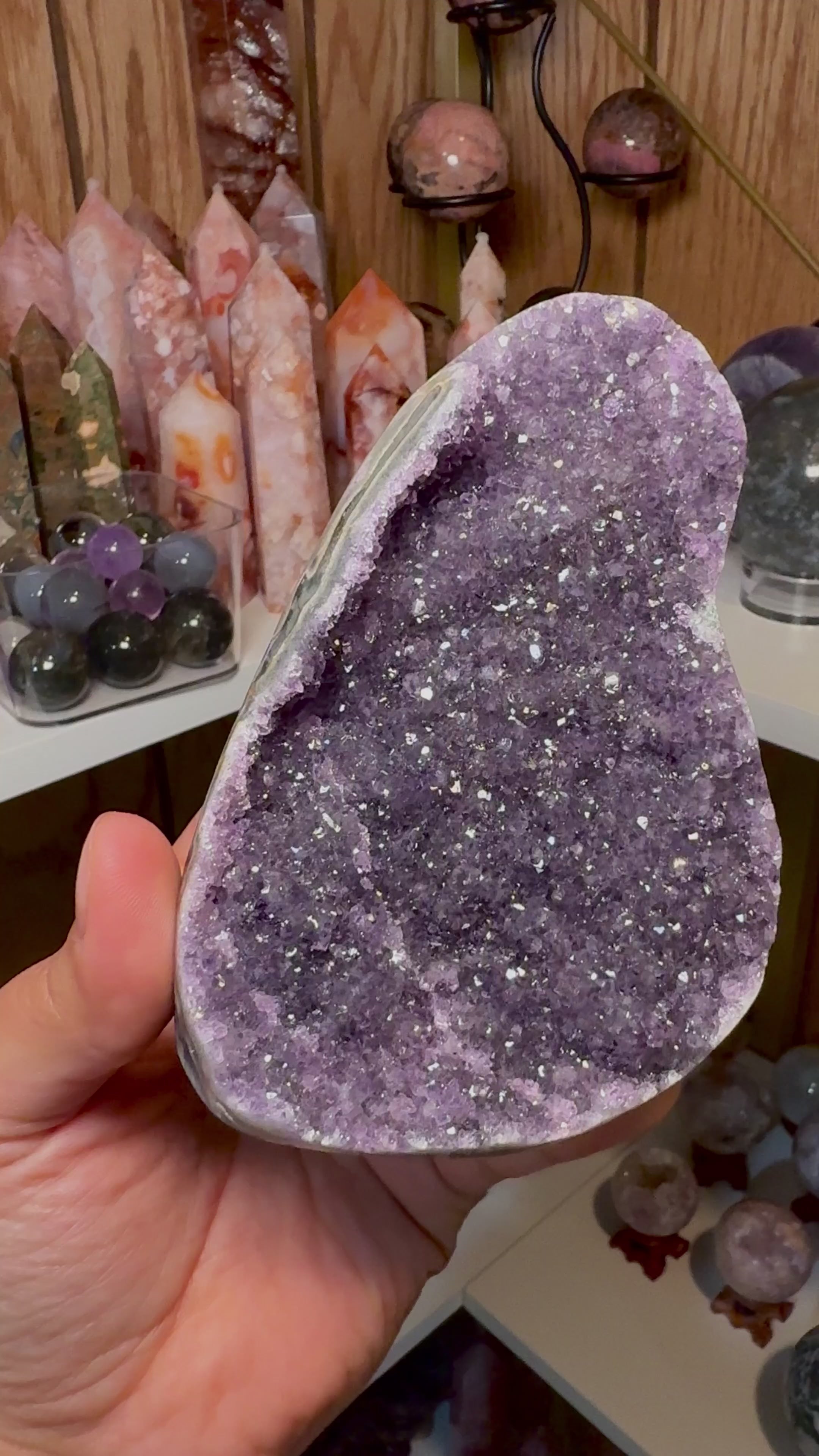 High Quality Amethyst Cut Base Geode