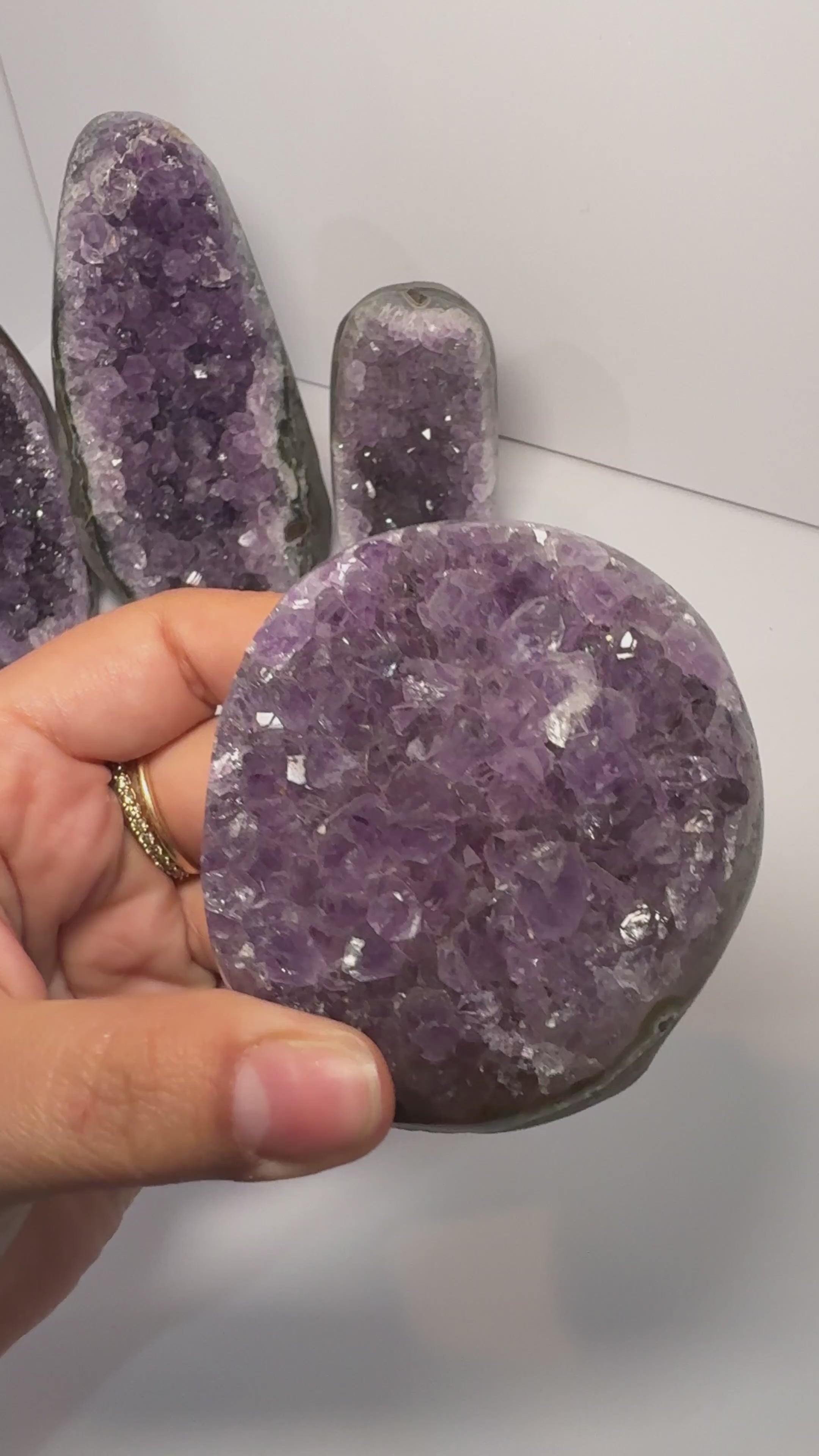 Amethyst Cut Basees