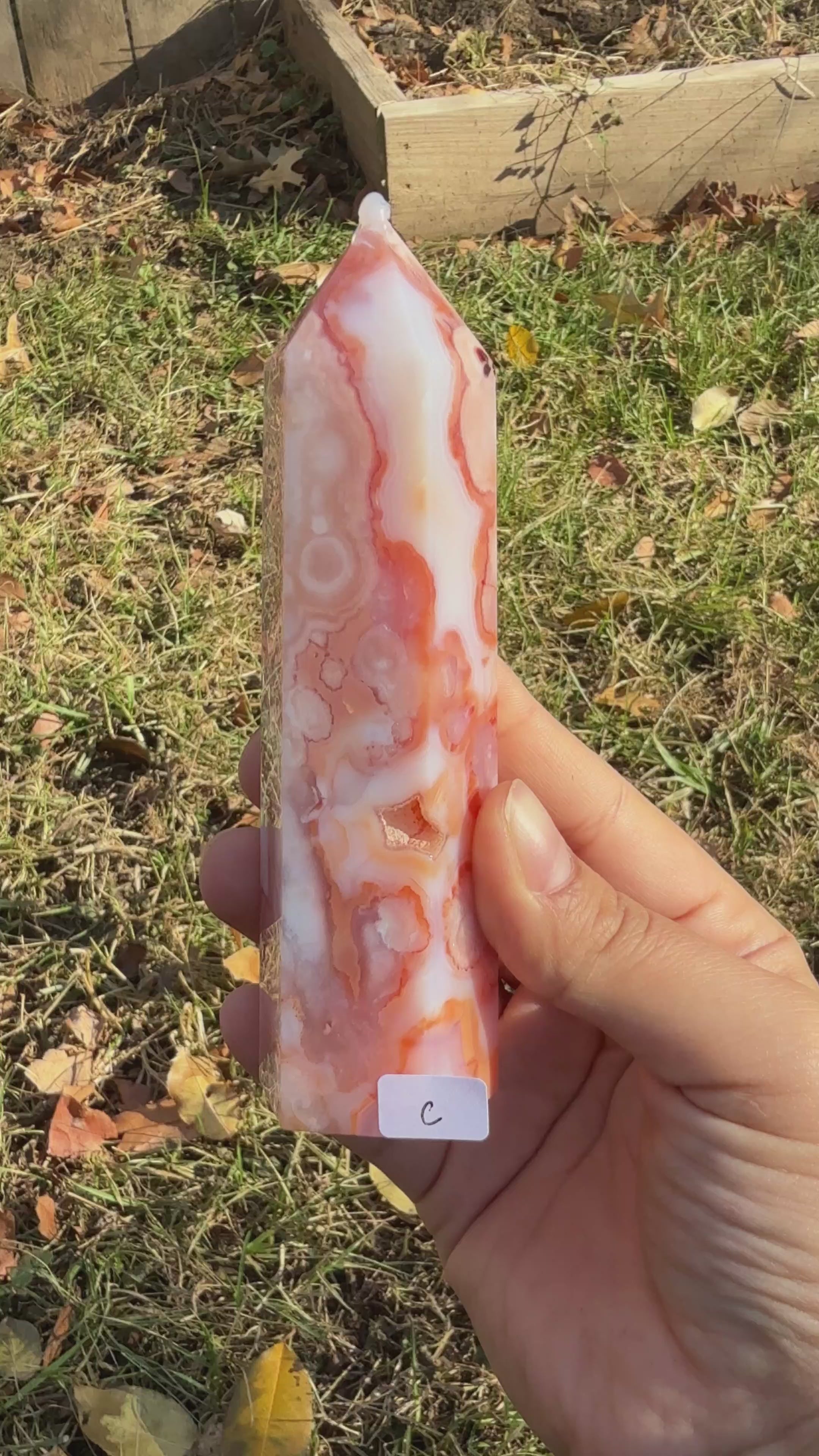 Carnelian with flower agate towers